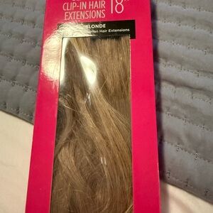 Natural Blonde Clip-In Hair Extensions